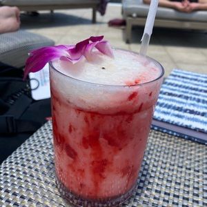 Meet your Posher, Dani